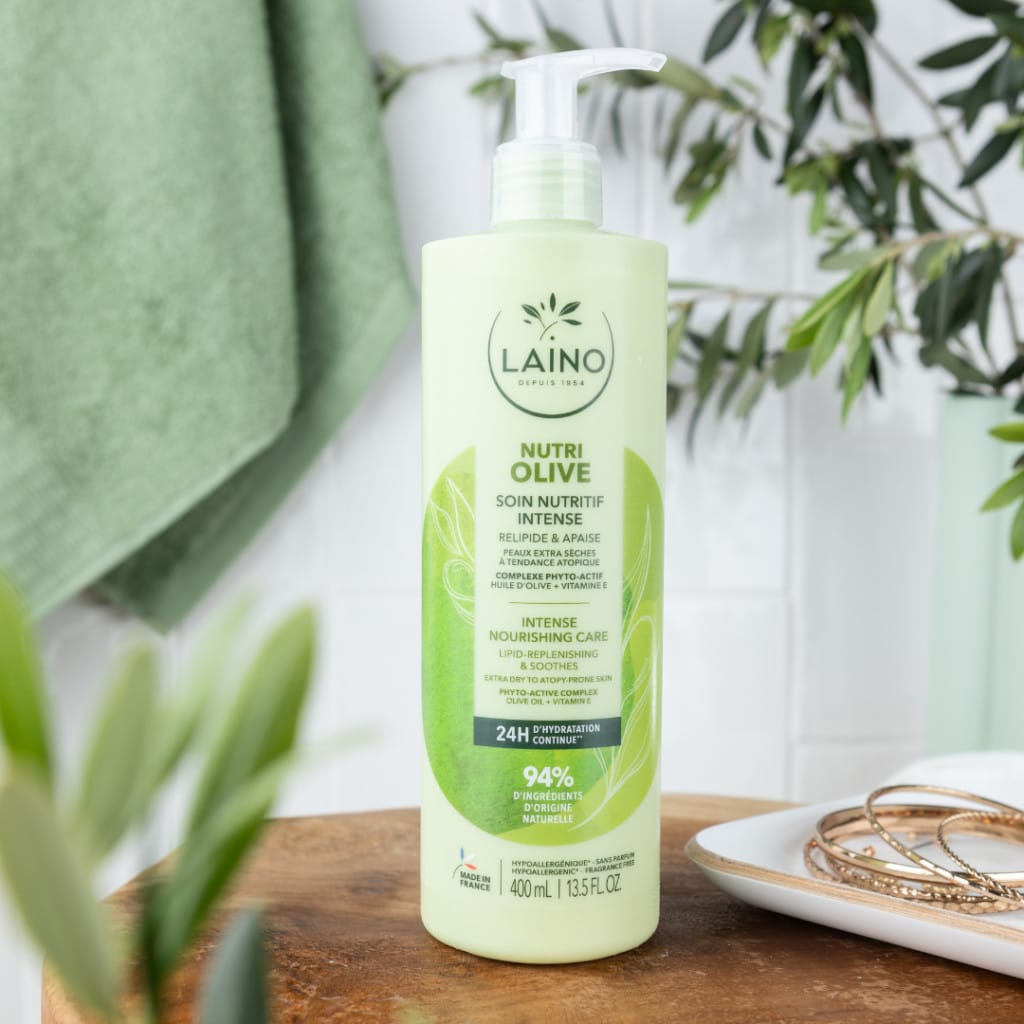 LAI-ambiance_602942_3616826029421_lait_oliveIMG_IMG_0829-carre-1024x1024-1 LAINO Lait Nutritif Intense Extrait d’Olive et Vitamine E 400ml – Image 1