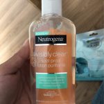 Neutrogena visibily clear lotion